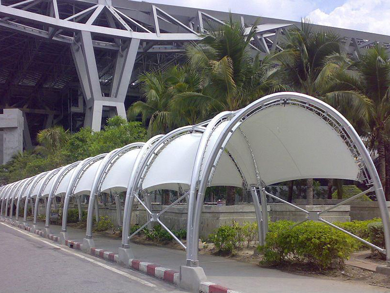 14363801994_1272542185