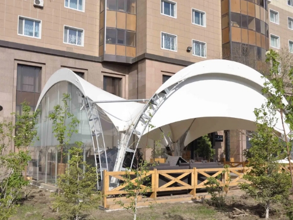 膜結(jié)構(gòu)出入口