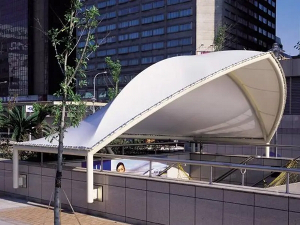 膜結(jié)構(gòu)出入口