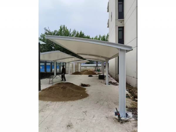 膜結(jié)構(gòu)車棚